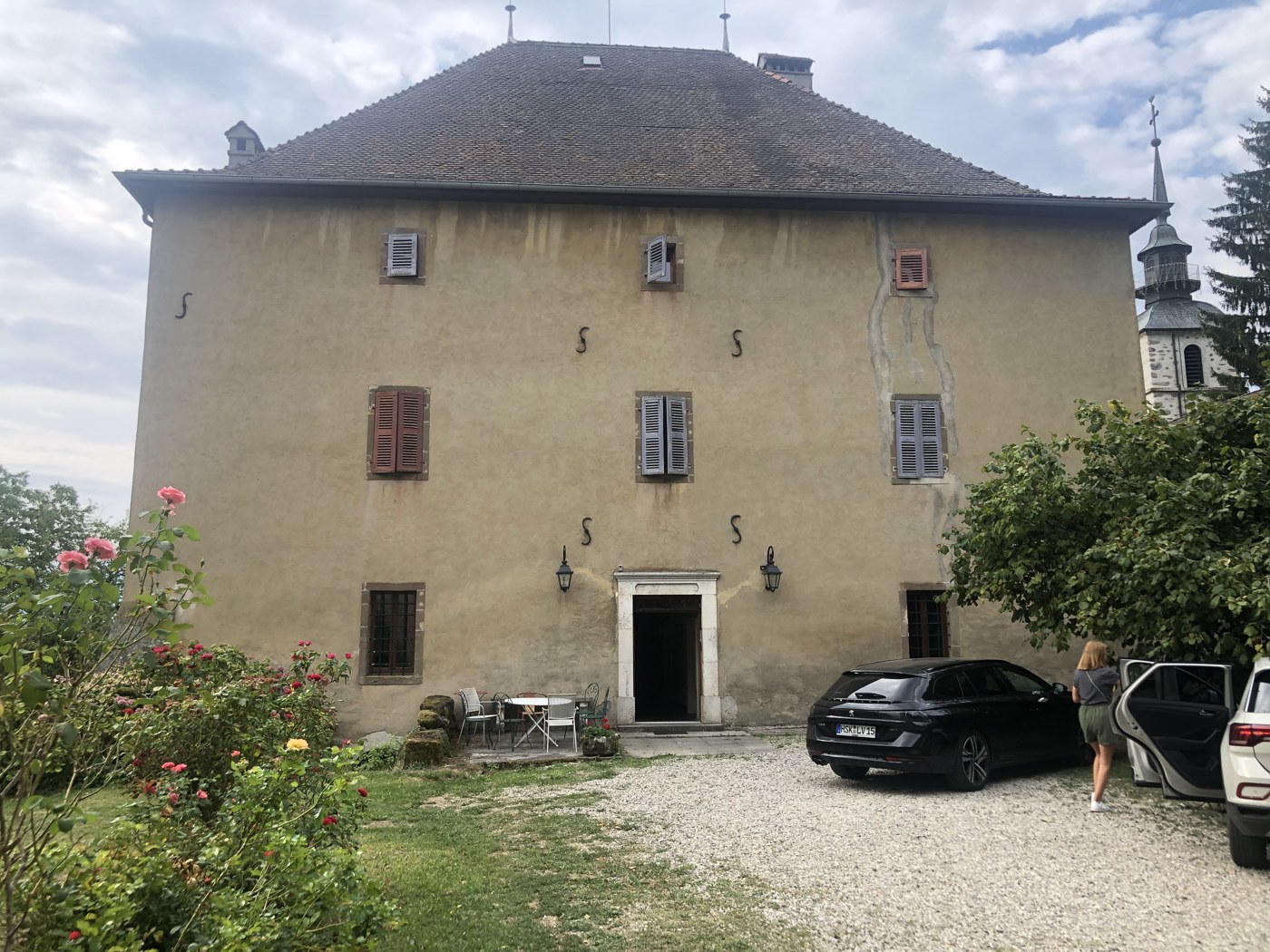 Château de Reignier-Esery, façade principale